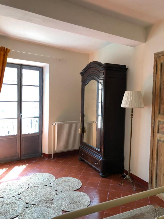 L'Oiseau Bleu Rollier Bed & Breakfast Roubia Eksteriør bilde